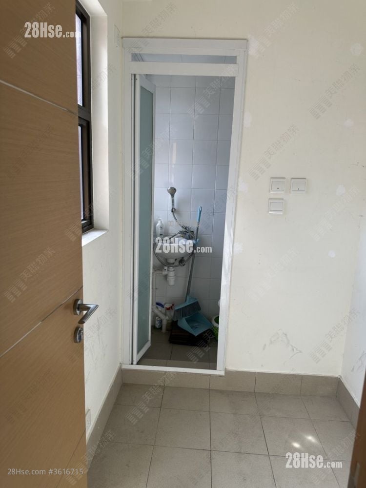 One Regent Place Rental 3 Bedrooms , 2 Bathrooms 860 ft² One Regent Place Rental 3 Bedrooms , 2 Bathrooms 860 ft²