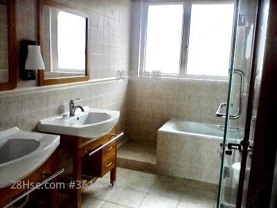 The Beverly Hills Rental 5+ Bedrooms , 4 Bathrooms 1,902 ft² The Beverly Hills Rental 5+ Bedrooms , 4 Bathrooms 1,902 ft²