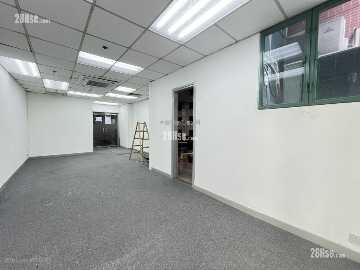 Trust Centre Rental 1 Bedroom , 1 Toilet 464 ft² Trust Centre Rental 1 Bedroom , 1 Toilet 464 ft²