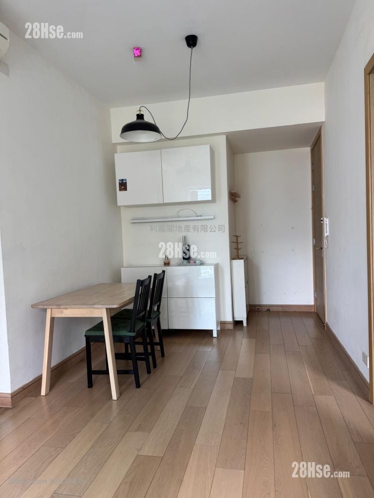 The Parkside Rental 2 Bedrooms , 1 Bathroom 561 ft²