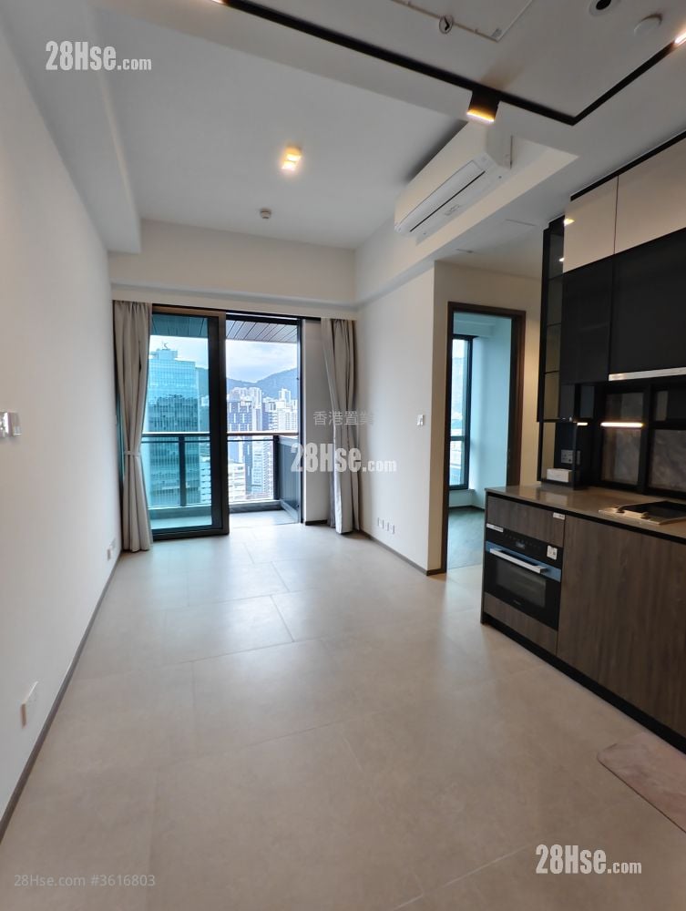Cullinan Sky Rental 2 Bedrooms , 1 Bathroom 469 ft² Cullinan Sky Rental 2 Bedrooms , 1 Bathroom 469 ft²