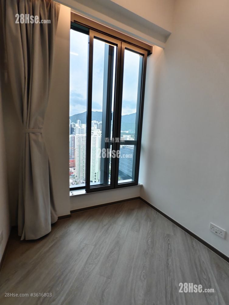 Cullinan Sky Rental 2 Bedrooms , 1 Bathroom 469 ft² Cullinan Sky Rental 2 Bedrooms , 1 Bathroom 469 ft²