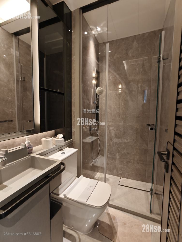 Cullinan Sky Rental 2 Bedrooms , 1 Bathroom 469 ft² Cullinan Sky Rental 2 Bedrooms , 1 Bathroom 469 ft²