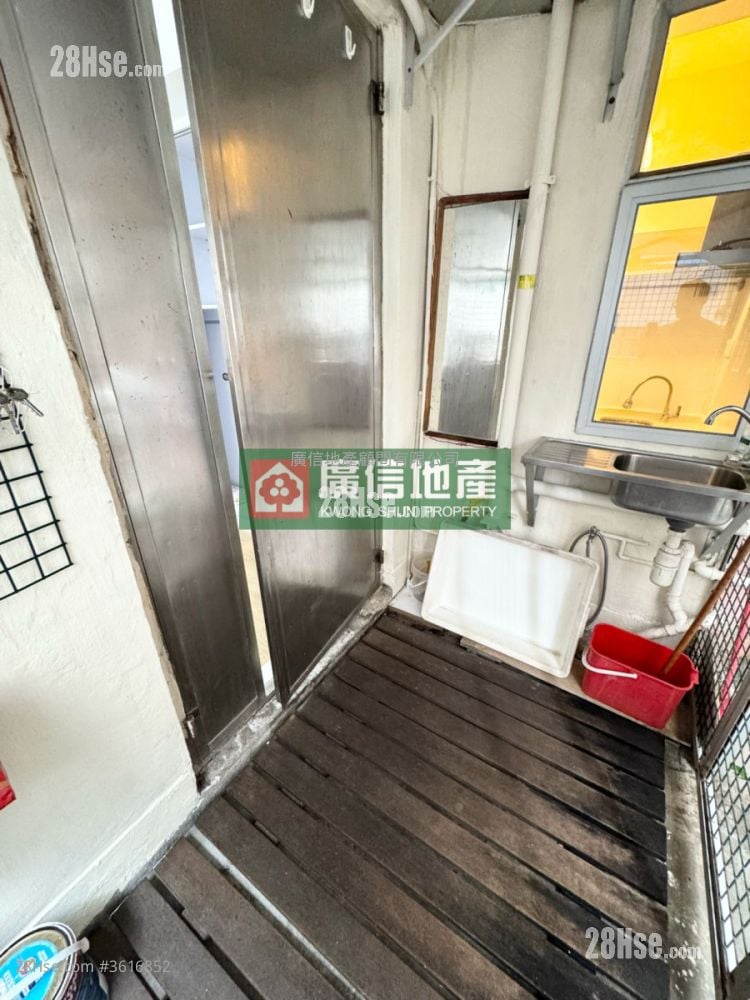 偉晴閣 售盤 2 房 , 1 浴室 288 平方呎 偉晴閣 售盤 2 房 , 1 浴室 288 平方呎