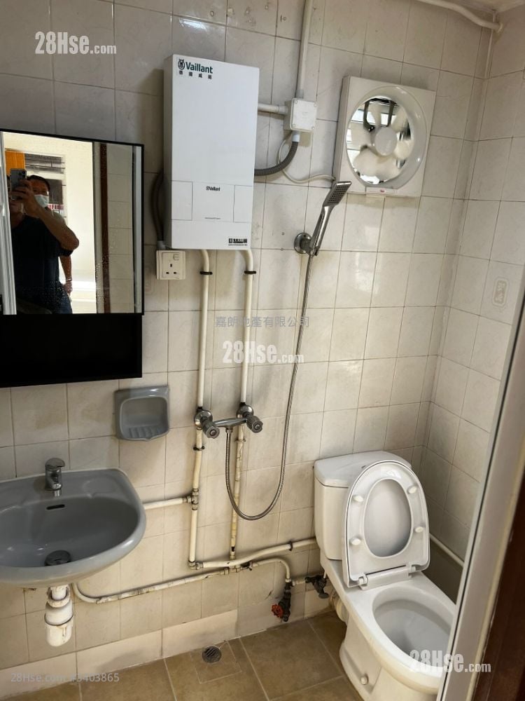 村屋 租盤 1 房 , 1 浴室 350 平方呎 村屋 租盤 1 房 , 1 浴室 350 平方呎