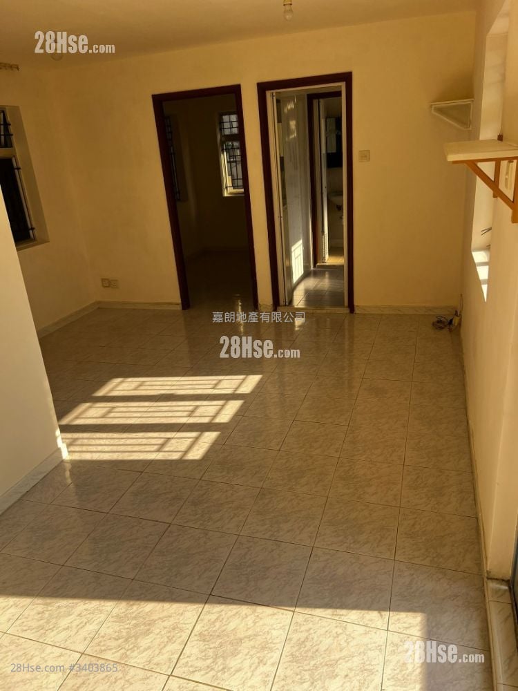 村屋 租盤 1 房 , 1 浴室 350 平方呎 村屋 租盤 1 房 , 1 浴室 350 平方呎