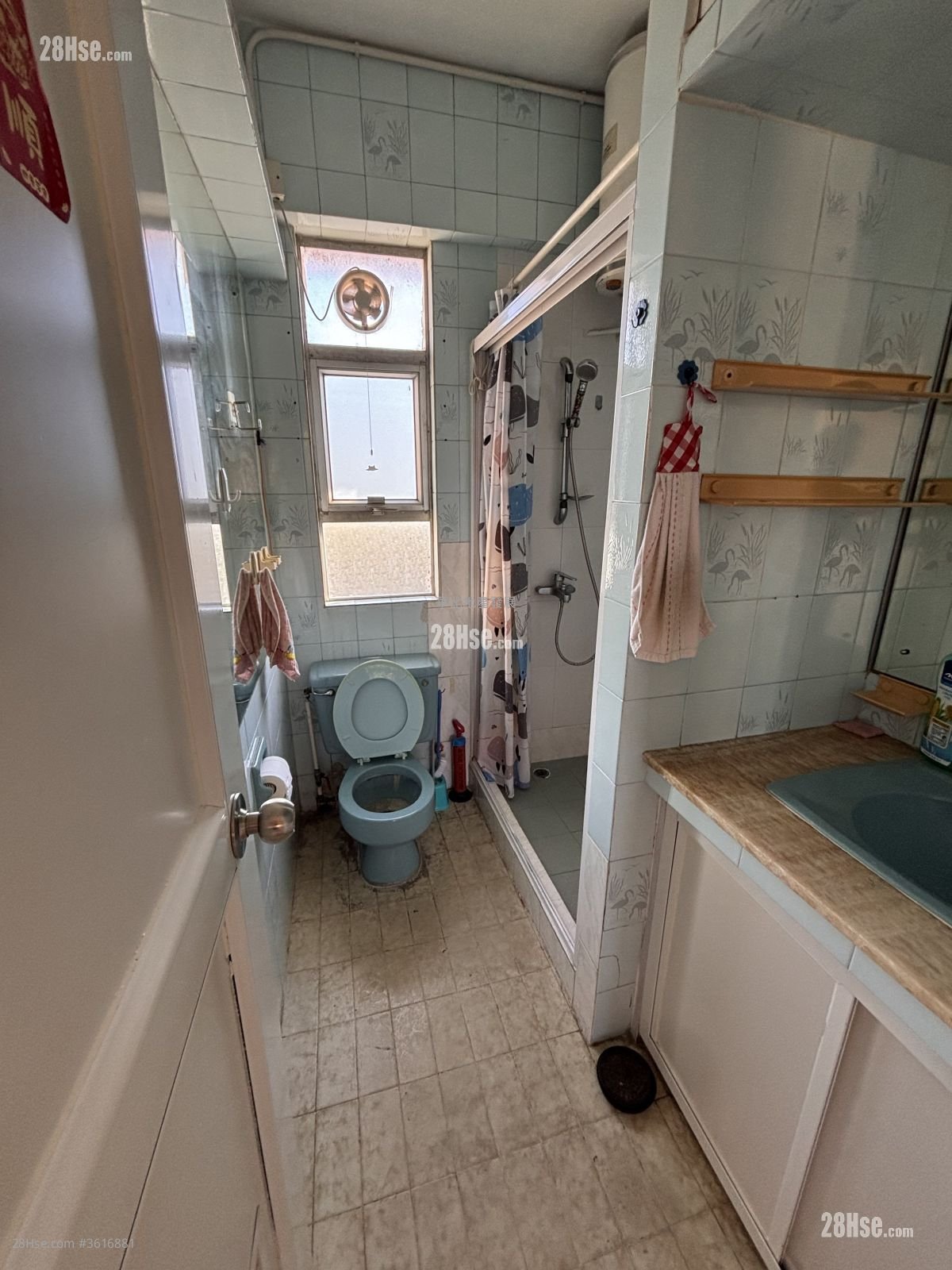 Parkview Garden Sell 3 Bedrooms , 1 Bathroom 640 ft² Parkview Garden Sell 3 Bedrooms , 1 Bathroom 640 ft²