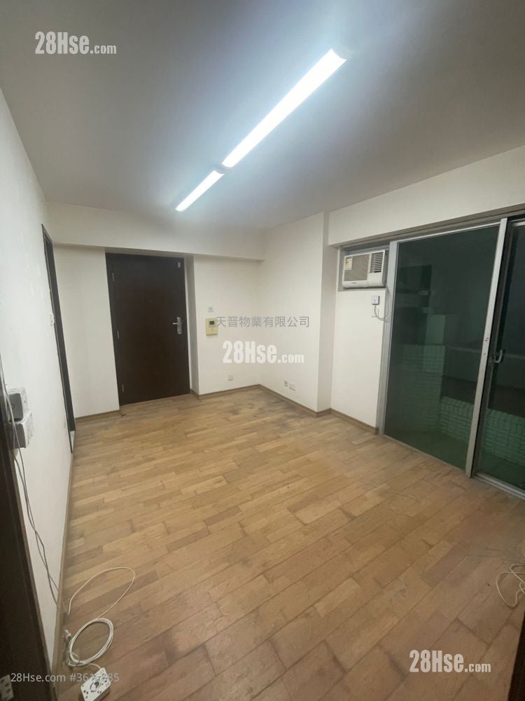 Grand Waterfront Sell 2 Bedrooms , 1 Bathroom 332 ft² Grand Waterfront Sell 2 Bedrooms , 1 Bathroom 332 ft²