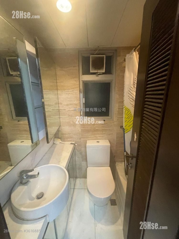 Grand Waterfront Sell 2 Bedrooms , 1 Bathroom 332 ft² Grand Waterfront Sell 2 Bedrooms , 1 Bathroom 332 ft²