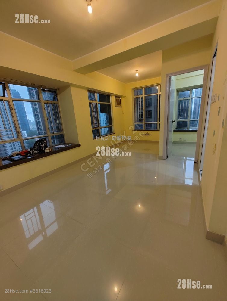 Flora Plaza Rental 1 Bedroom , 1 Bathroom 370 ft²