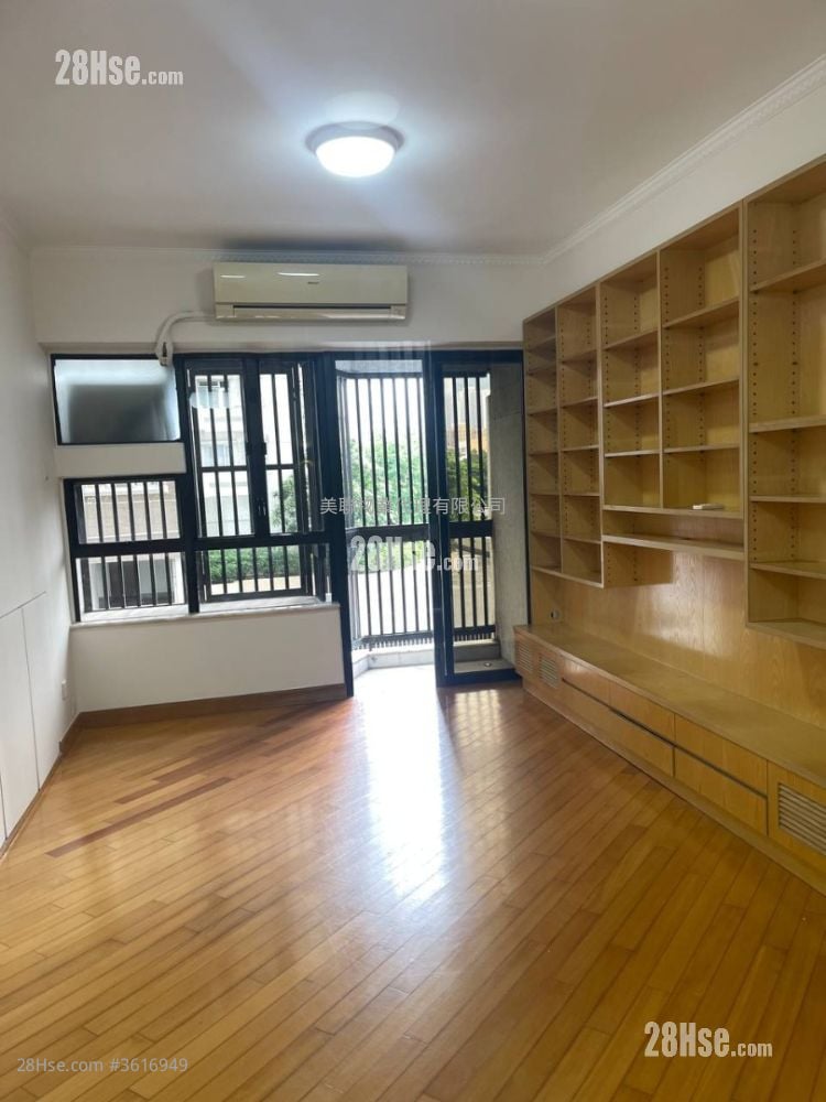 Shatin Plaza Rental 3 Bedrooms , 2 Bathrooms 722 ft² Shatin Plaza Rental 3 Bedrooms , 2 Bathrooms 722 ft²