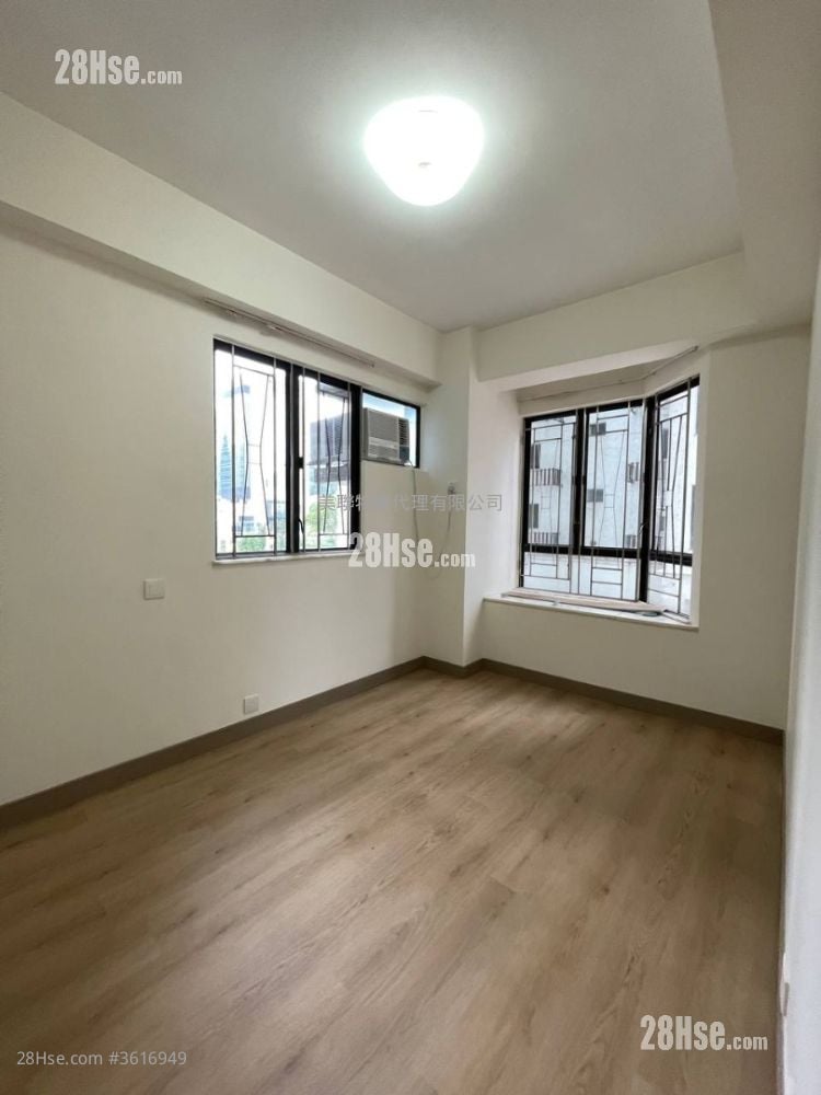 Shatin Plaza Rental 3 Bedrooms , 2 Bathrooms 722 ft² Shatin Plaza Rental 3 Bedrooms , 2 Bathrooms 722 ft²