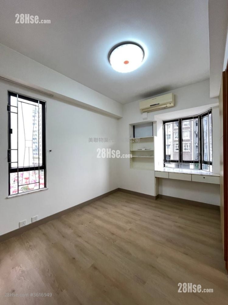Shatin Plaza Rental 3 Bedrooms , 2 Bathrooms 722 ft² Shatin Plaza Rental 3 Bedrooms , 2 Bathrooms 722 ft²