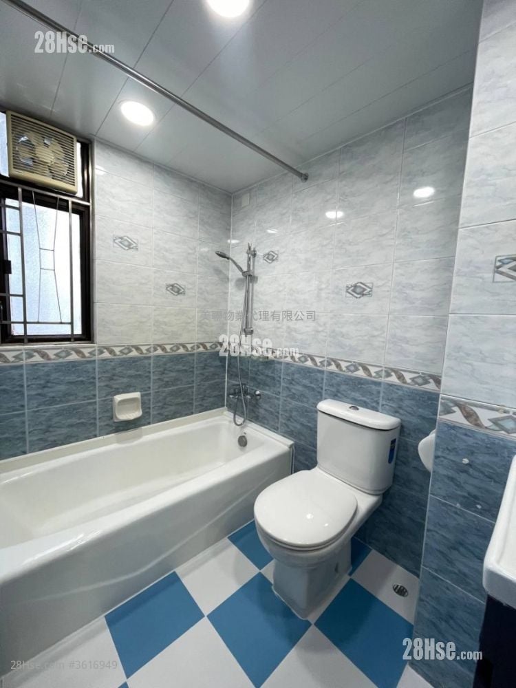 Shatin Plaza Rental 3 Bedrooms , 2 Bathrooms 722 ft² Shatin Plaza Rental 3 Bedrooms , 2 Bathrooms 722 ft²