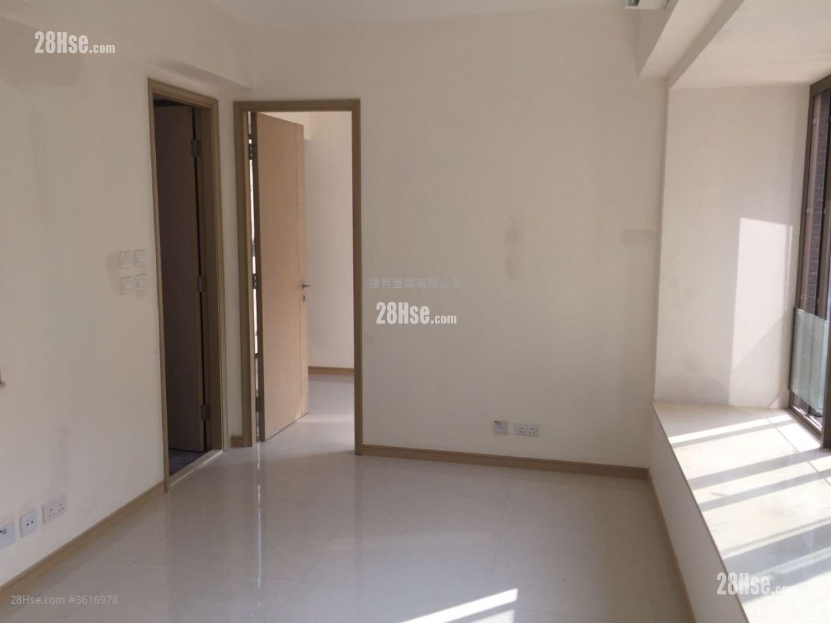 Viva Sell 1 Bedroom 339 ft² Viva Sell 1 Bedroom 339 ft²