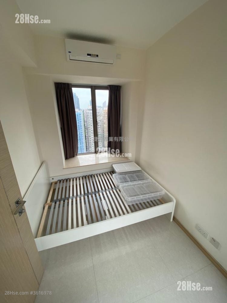 Viva Sell 1 Bedroom 339 ft² Viva Sell 1 Bedroom 339 ft²