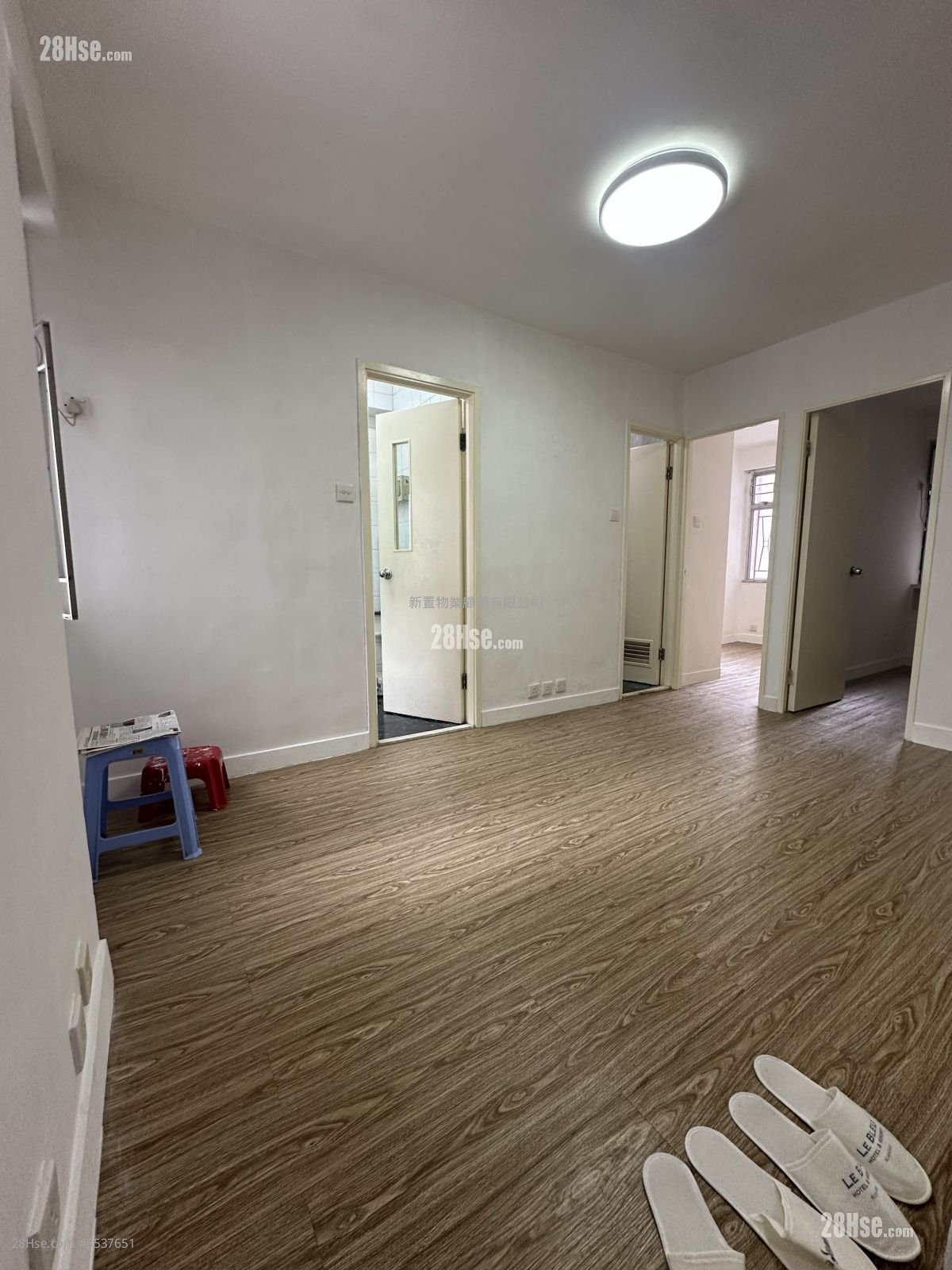 Sun Sing Centre Rental 2 Bedrooms , 1 Bathroom 367 ft²