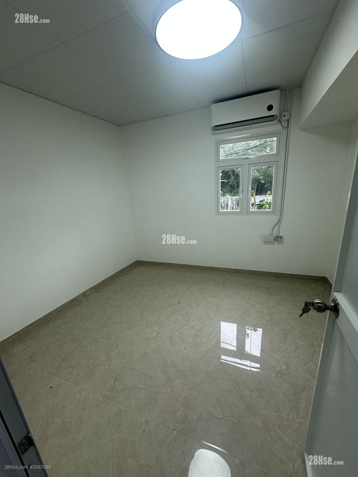 Village Rental 2 Bedrooms , 1 Bathroom 700 ft² Village Rental 2 Bedrooms , 1 Bathroom 700 ft²
