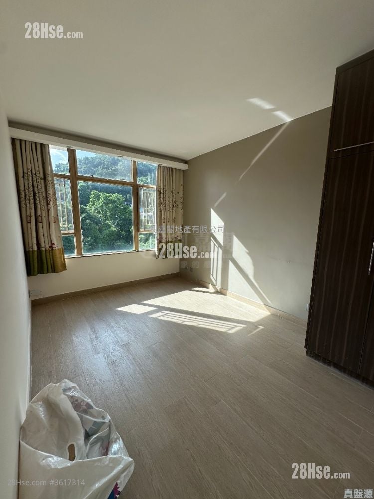 新峰花园 售盘 3 房 933 平方尺 新峰花园 售盘 3 房 933 平方尺