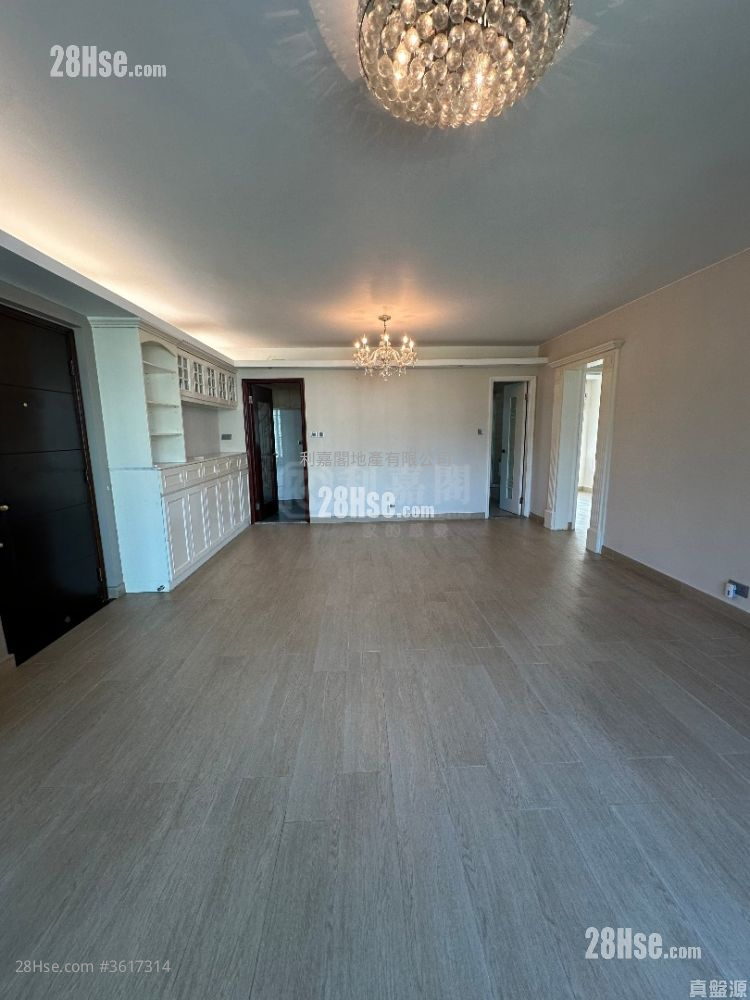 新峰花园 售盘 3 房 933 平方尺 新峰花园 售盘 3 房 933 平方尺