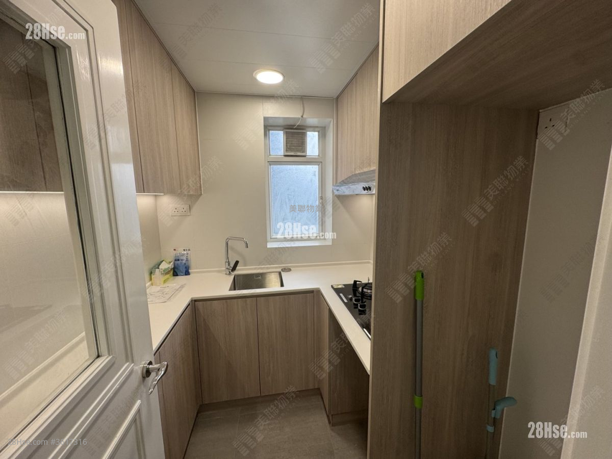 城中駅 售盤 3 房 594 平方呎 城中駅 售盤 3 房 594 平方呎