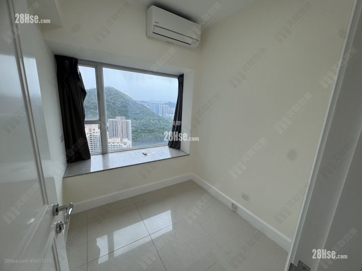 城中駅 售盤 3 房 594 平方呎 城中駅 售盤 3 房 594 平方呎