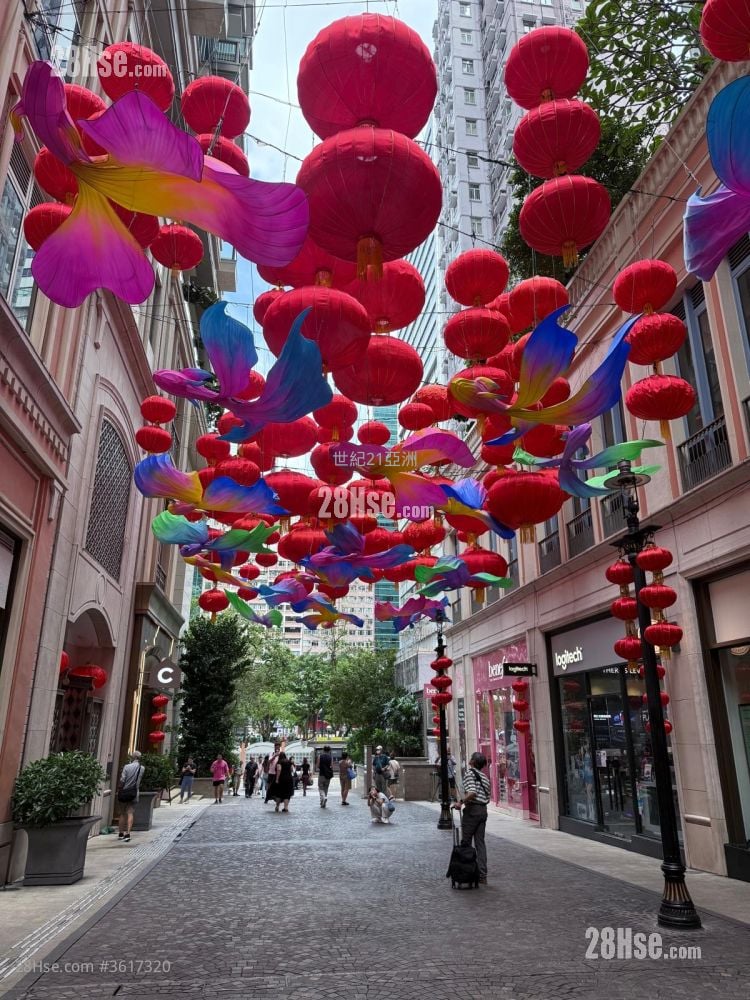 The Avenue Rental Studio , 1 Bathroom 346 ft² The Avenue Rental Studio , 1 Bathroom 346 ft²