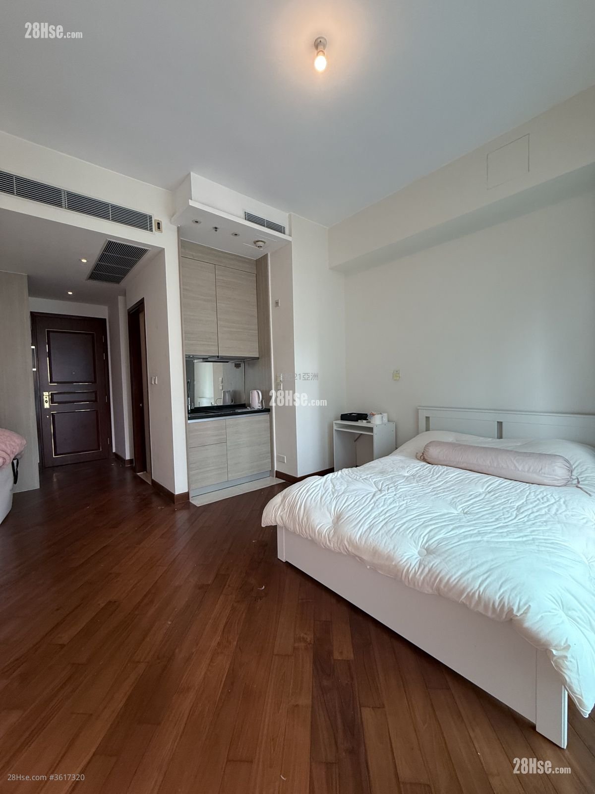 The Avenue Rental Studio , 1 Bathroom 346 ft² The Avenue Rental Studio , 1 Bathroom 346 ft²