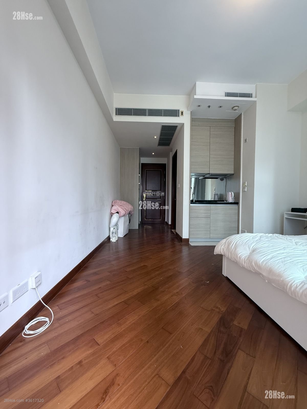 The Avenue Rental Studio , 1 Bathroom 346 ft² The Avenue Rental Studio , 1 Bathroom 346 ft²