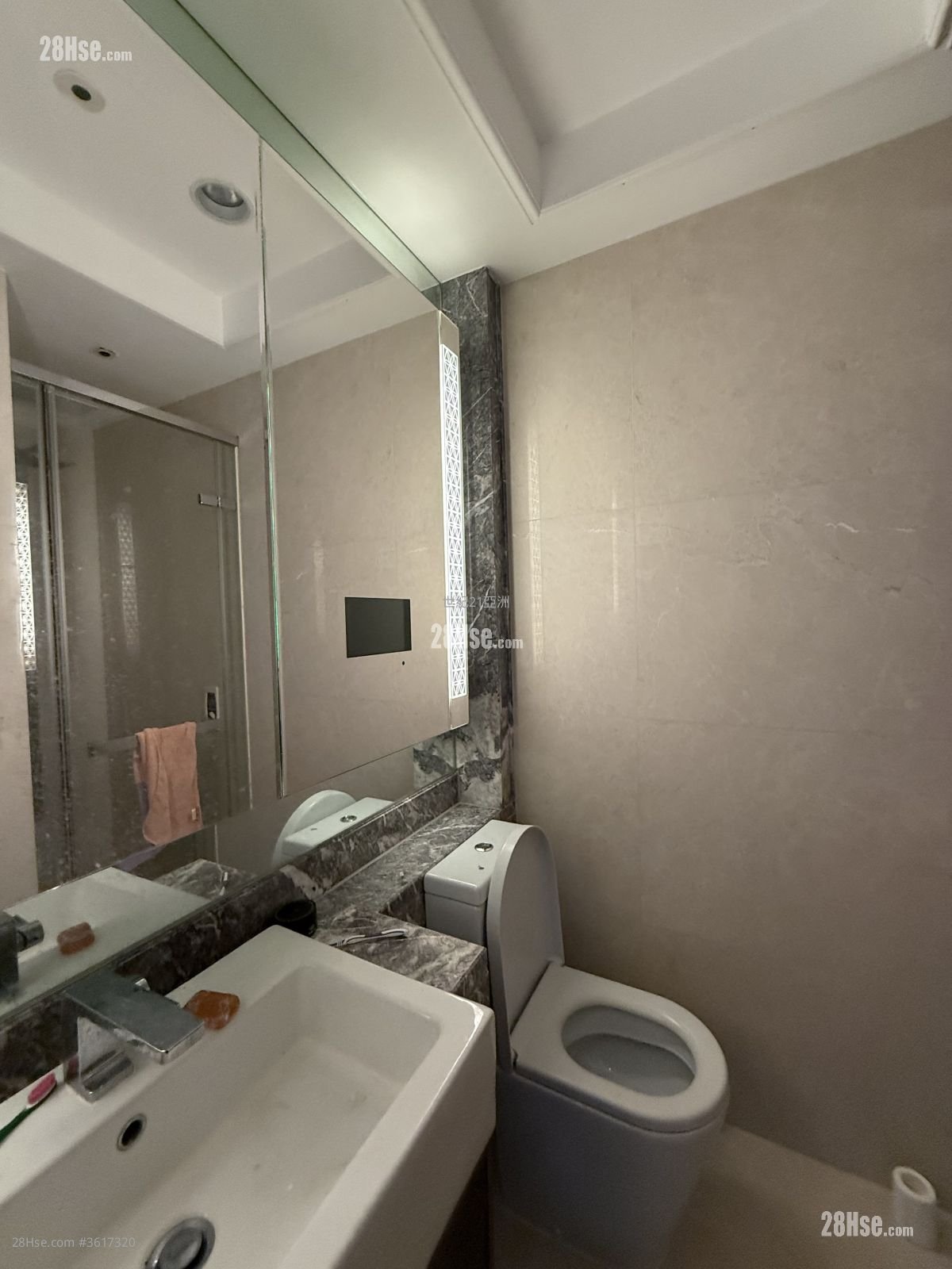 The Avenue Rental Studio , 1 Bathroom 346 ft² The Avenue Rental Studio , 1 Bathroom 346 ft²