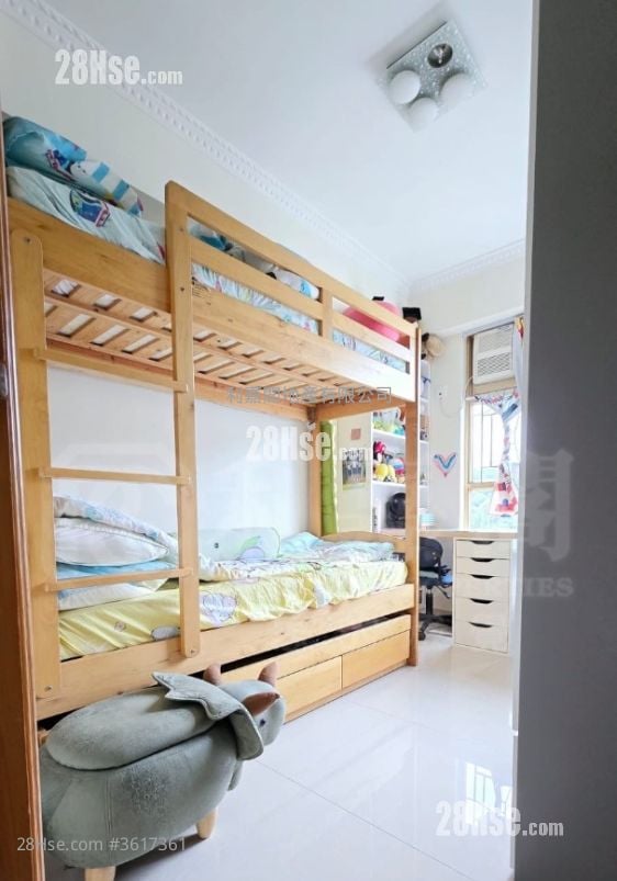 新峰花园 售盘 3 房 816 平方尺 新峰花园 售盘 3 房 816 平方尺