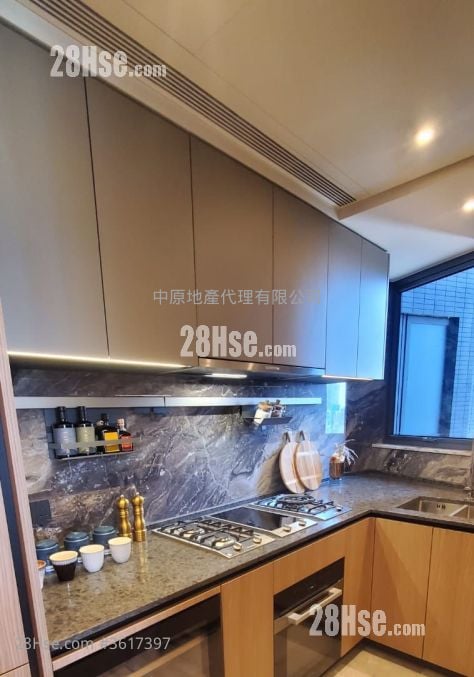 In One Sell 3 Bedrooms , 3 Bathrooms 940 ft² In One Sell 3 Bedrooms , 3 Bathrooms 940 ft²