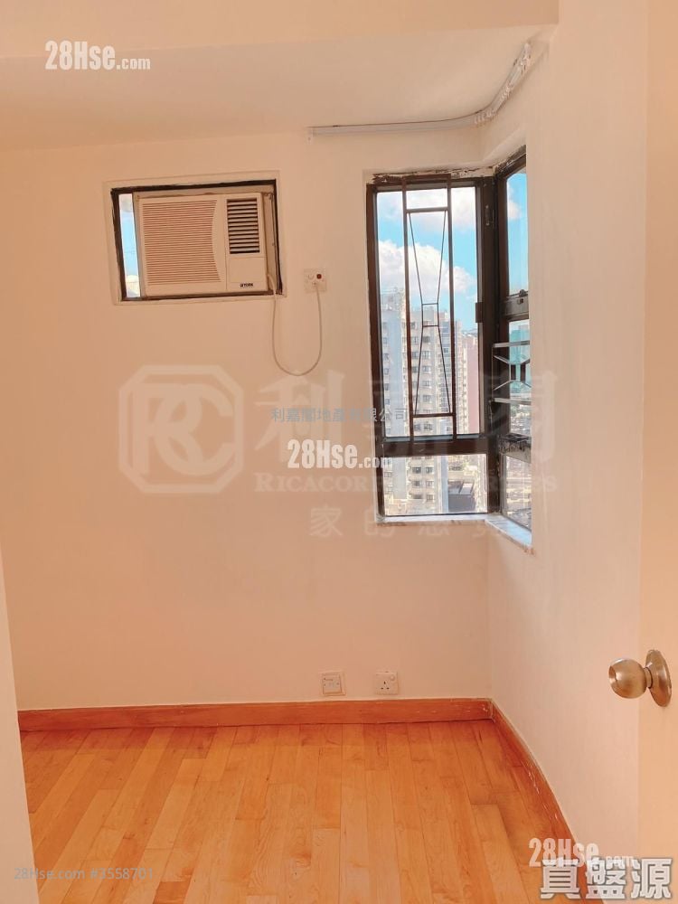 Circle Court Sell 2 Bedrooms , 1 Bathroom 296 ft² Circle Court Sell 2 Bedrooms , 1 Bathroom 296 ft²