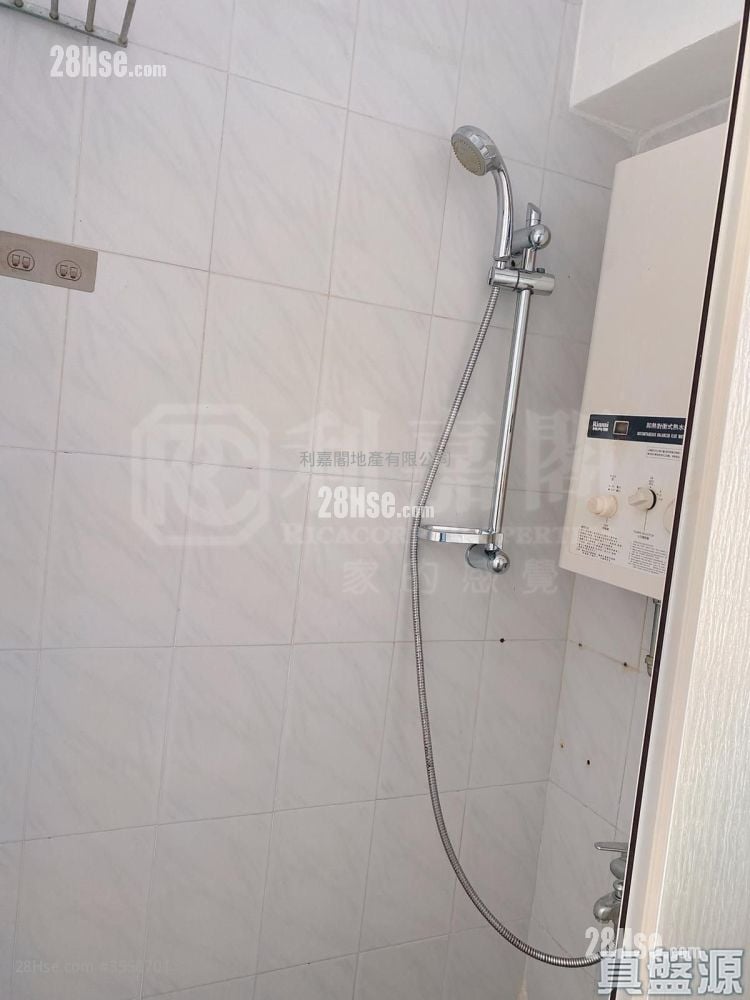 Circle Court Sell 2 Bedrooms , 1 Bathroom 296 ft² Circle Court Sell 2 Bedrooms , 1 Bathroom 296 ft²