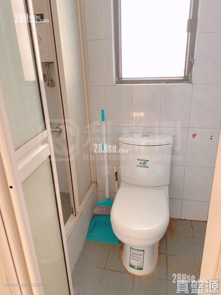 Circle Court Sell 2 Bedrooms , 1 Bathroom 296 ft² Circle Court Sell 2 Bedrooms , 1 Bathroom 296 ft²