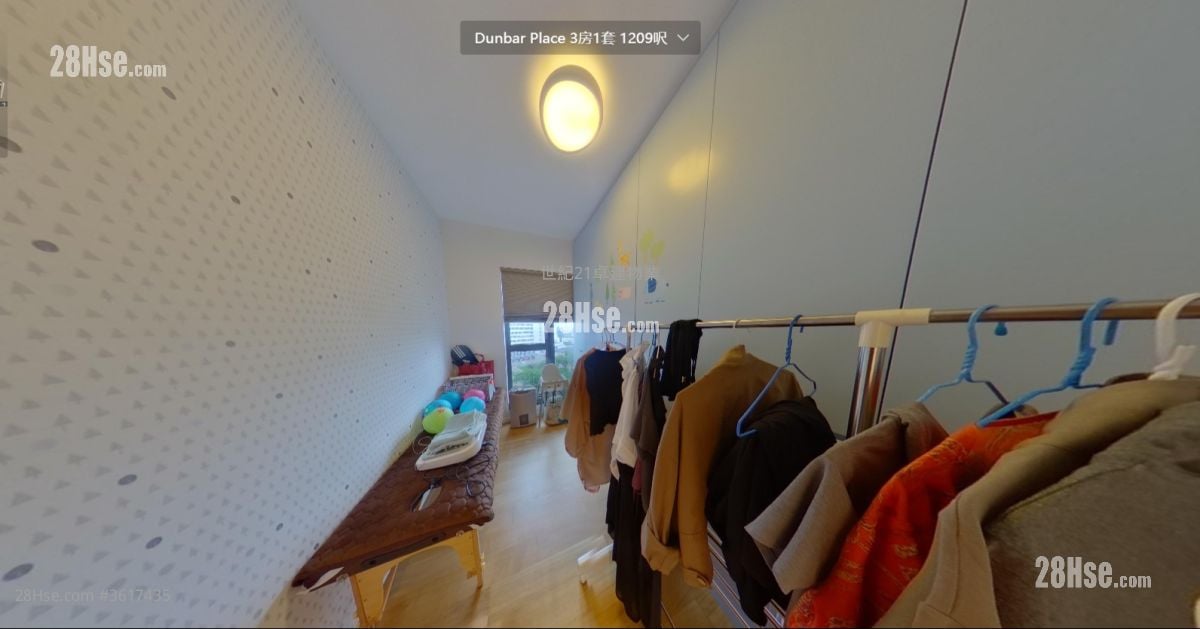 Dunbar Place Sell 3 Bedrooms , 2 Bathrooms 1,209 ft² Dunbar Place Sell 3 Bedrooms , 2 Bathrooms 1,209 ft²