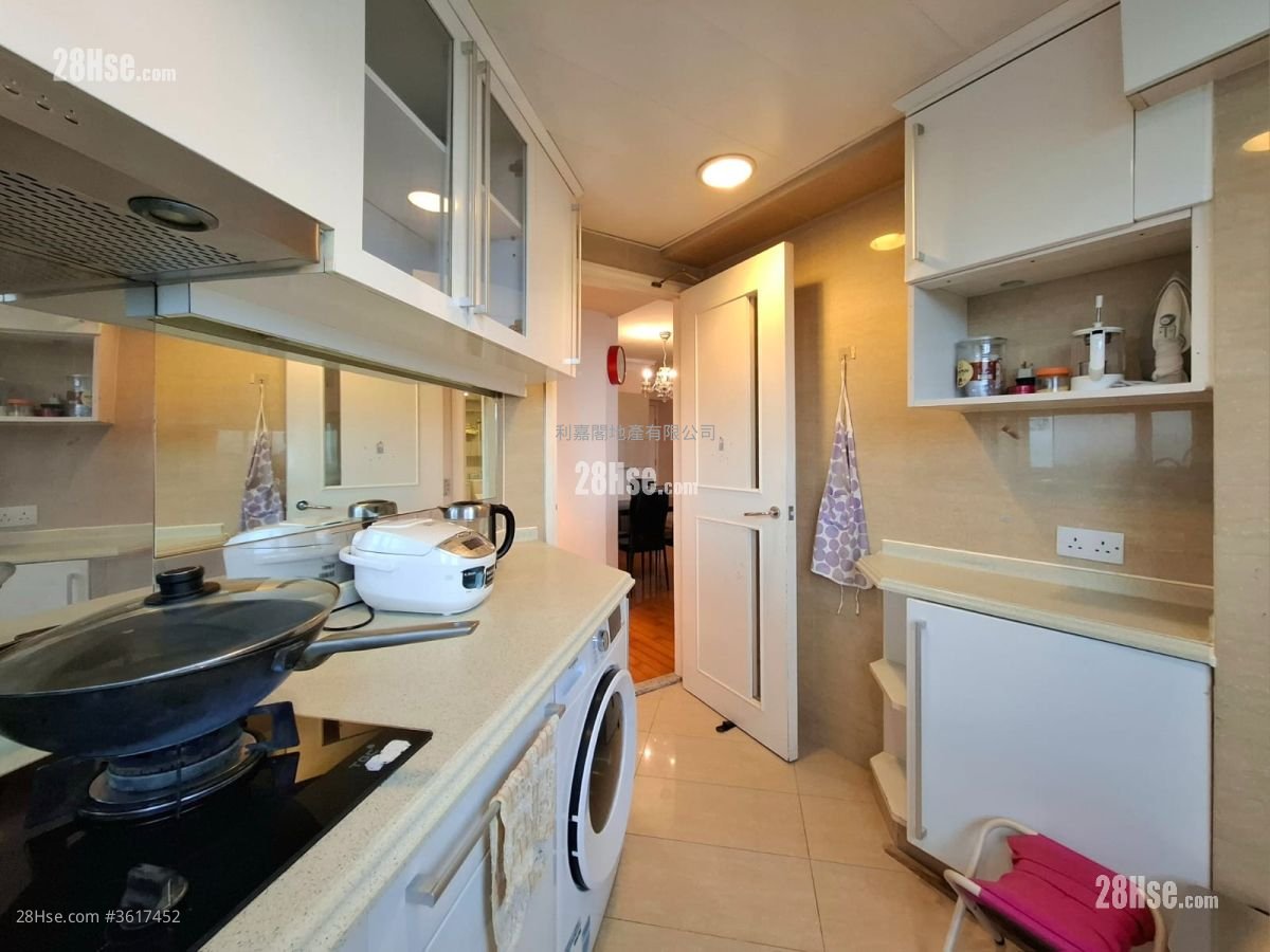 Caribbean Coast Sell 3 Bedrooms , 2 Bathrooms 893 ft² Caribbean Coast Sell 3 Bedrooms , 2 Bathrooms 893 ft²