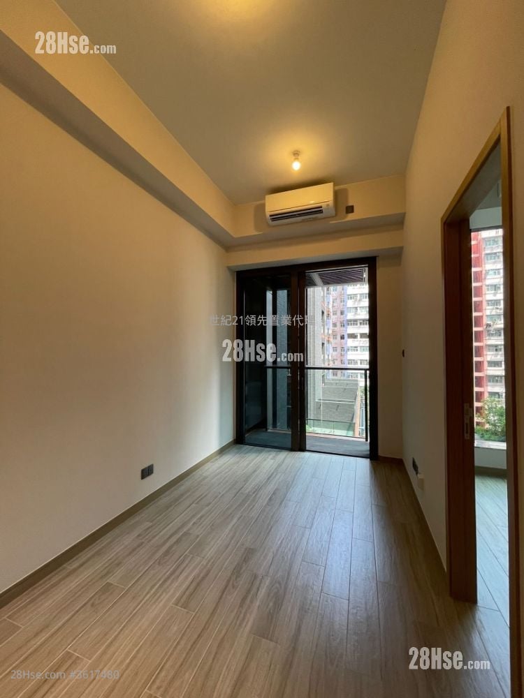 The Vantage Rental 270 ft² The Vantage Rental 270 ft²