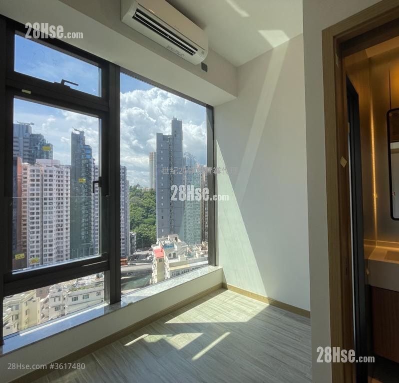 The Vantage Rental 270 ft² The Vantage Rental 270 ft²