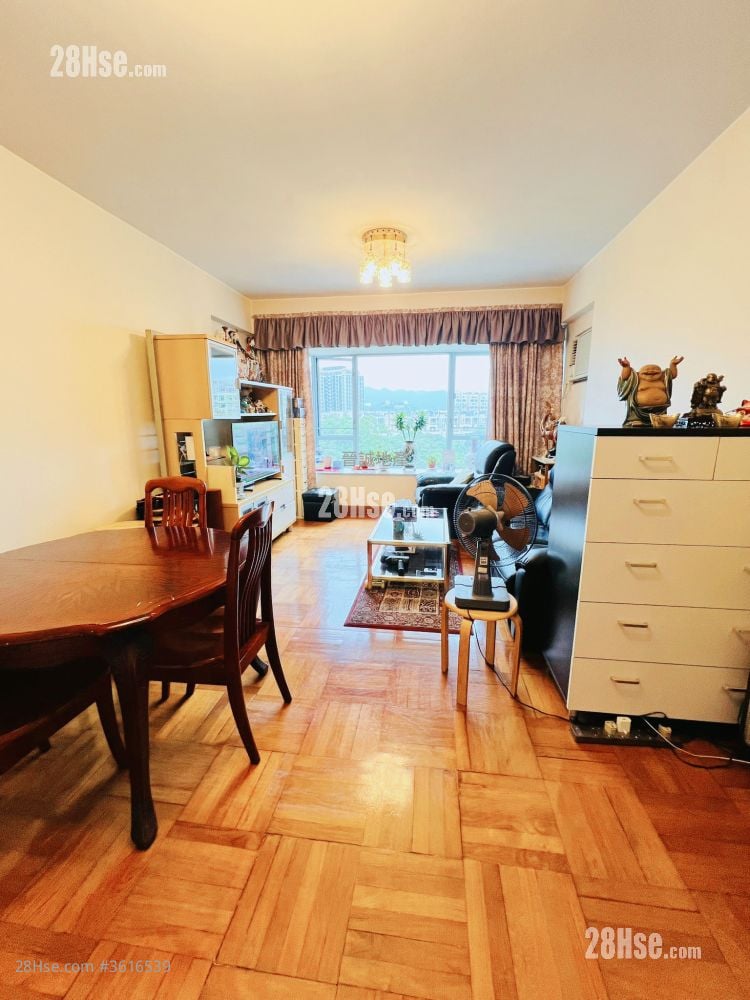 Peridot Court Sell 3 Bedrooms , 1 Bathroom 686 ft²