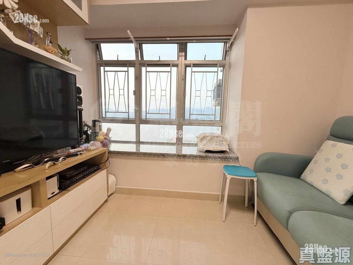 Ma On Shan Centre Sell 3 Bedrooms 634 ft² Ma On Shan Centre Sell 3 Bedrooms 634 ft²