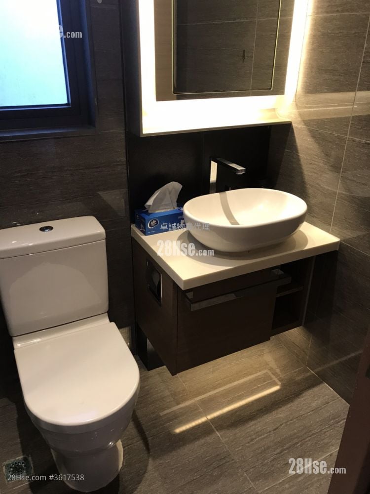 晓悦 租盘 1 浴室 220 平方尺 晓悦 租盘 1 浴室 220 平方尺