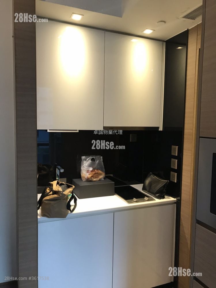 晓悦 租盘 1 浴室 220 平方尺 晓悦 租盘 1 浴室 220 平方尺