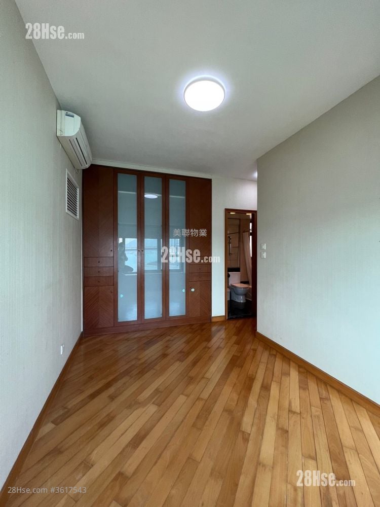 Park Island Sell 3 Bedrooms , 2 Bathrooms 794 ft² Park Island Sell 3 Bedrooms , 2 Bathrooms 794 ft²