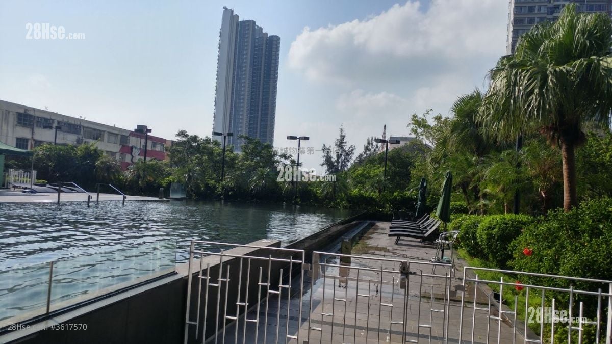 Canaryside Rental 2 Bedrooms , 2 Bathrooms 666 ft² Canaryside Rental 2 Bedrooms , 2 Bathrooms 666 ft²