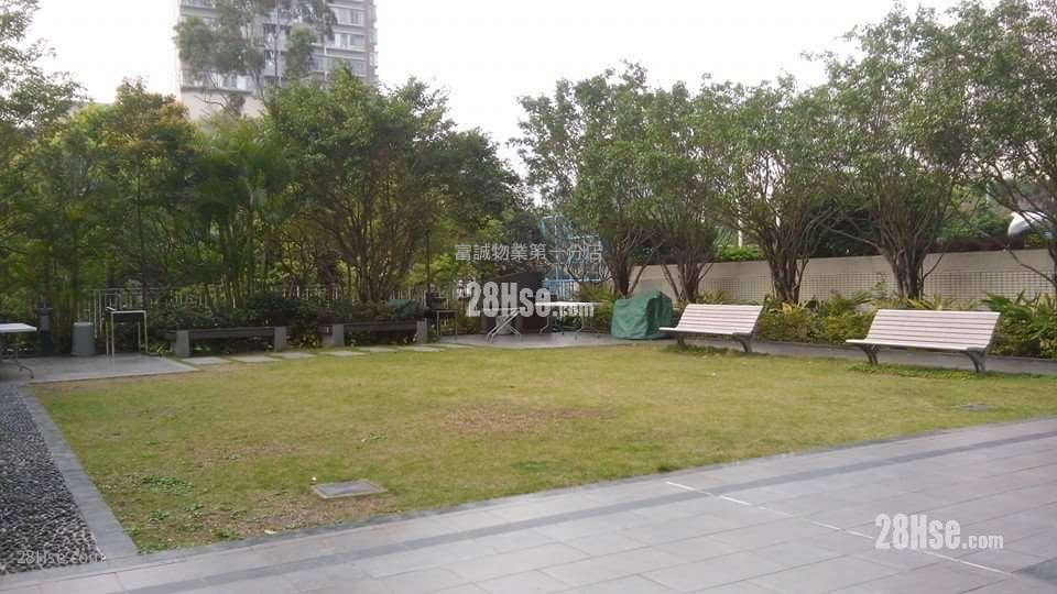 Canaryside Rental 2 Bedrooms , 2 Bathrooms 666 ft² Canaryside Rental 2 Bedrooms , 2 Bathrooms 666 ft²