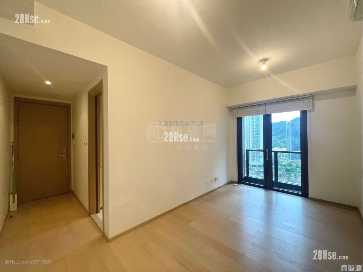Lp6 Sell 2 Bedrooms , 1 Bathroom 525 ft² Lp6 Sell 2 Bedrooms , 1 Bathroom 525 ft²
