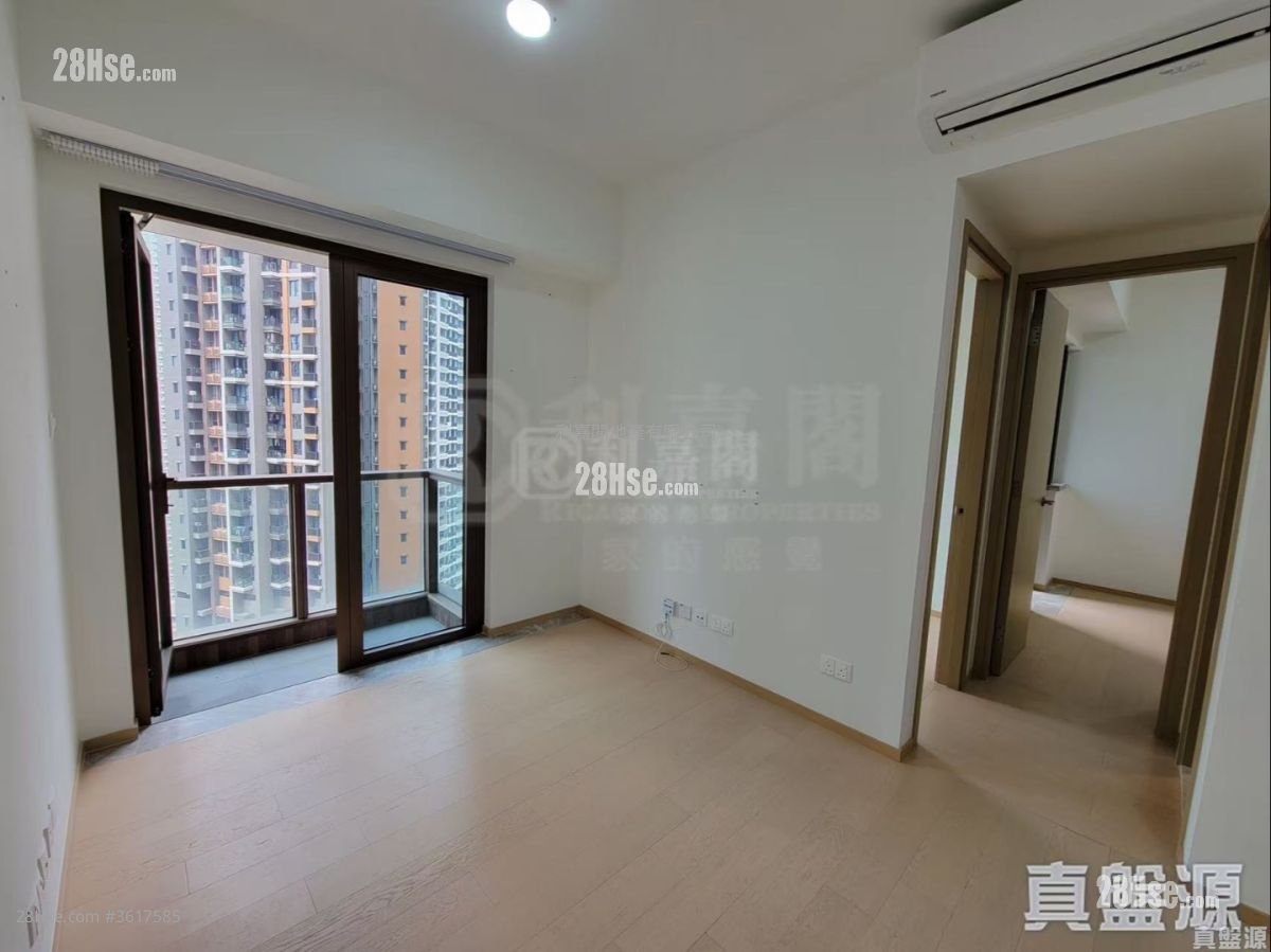 Lp6 Sell 2 Bedrooms , 1 Bathroom 525 ft² Lp6 Sell 2 Bedrooms , 1 Bathroom 525 ft²