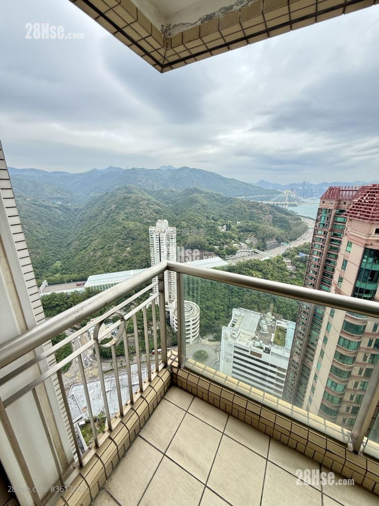 Bellagio Sell 2 Bedrooms , 1 Bathroom 526 ft²