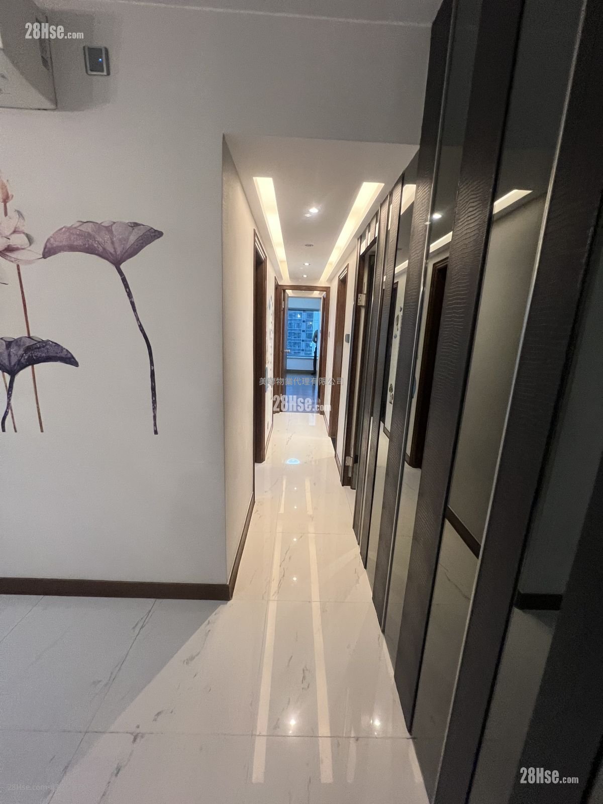 維港灣 租盤 4 房 , 2 浴室 894 平方呎 維港灣 租盤 4 房 , 2 浴室 894 平方呎